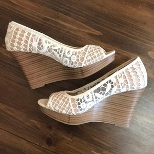 American Eagle Beige Wedges - Sz 6.5